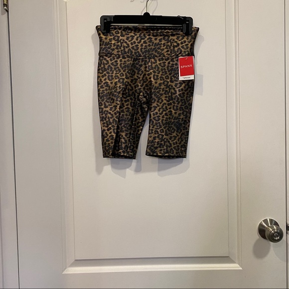 Spanx Faux Leather Leopard Print Bike Shorts - Picture 4 of 5